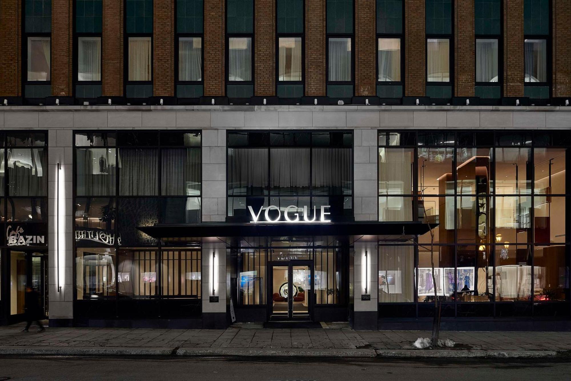 Vogue Hotel Montreal Downtown, Curio Collection By Hilton Екстериор снимка
